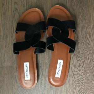 Steve Madden slip on sandals